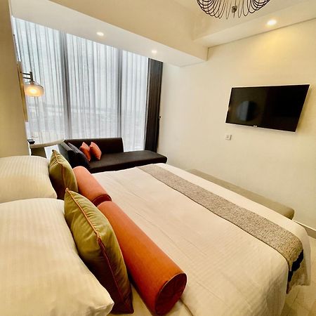 Verdela Pollux Meisterstadt Batam Apartement Exterior photo