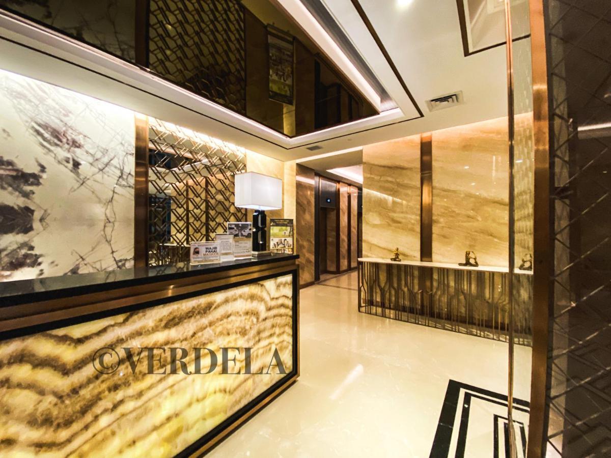Verdela Pollux Meisterstadt Batam Apartement Exterior photo