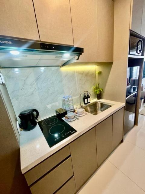 Verdela Pollux Meisterstadt Batam Apartement Exterior photo