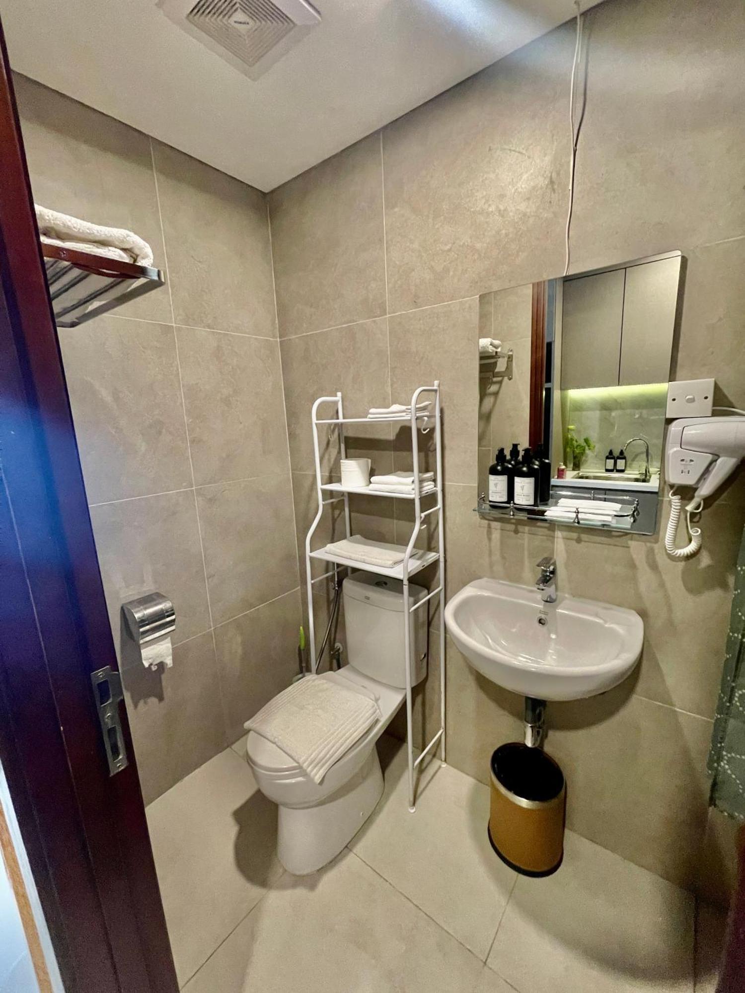 Verdela Pollux Meisterstadt Batam Apartement Exterior photo