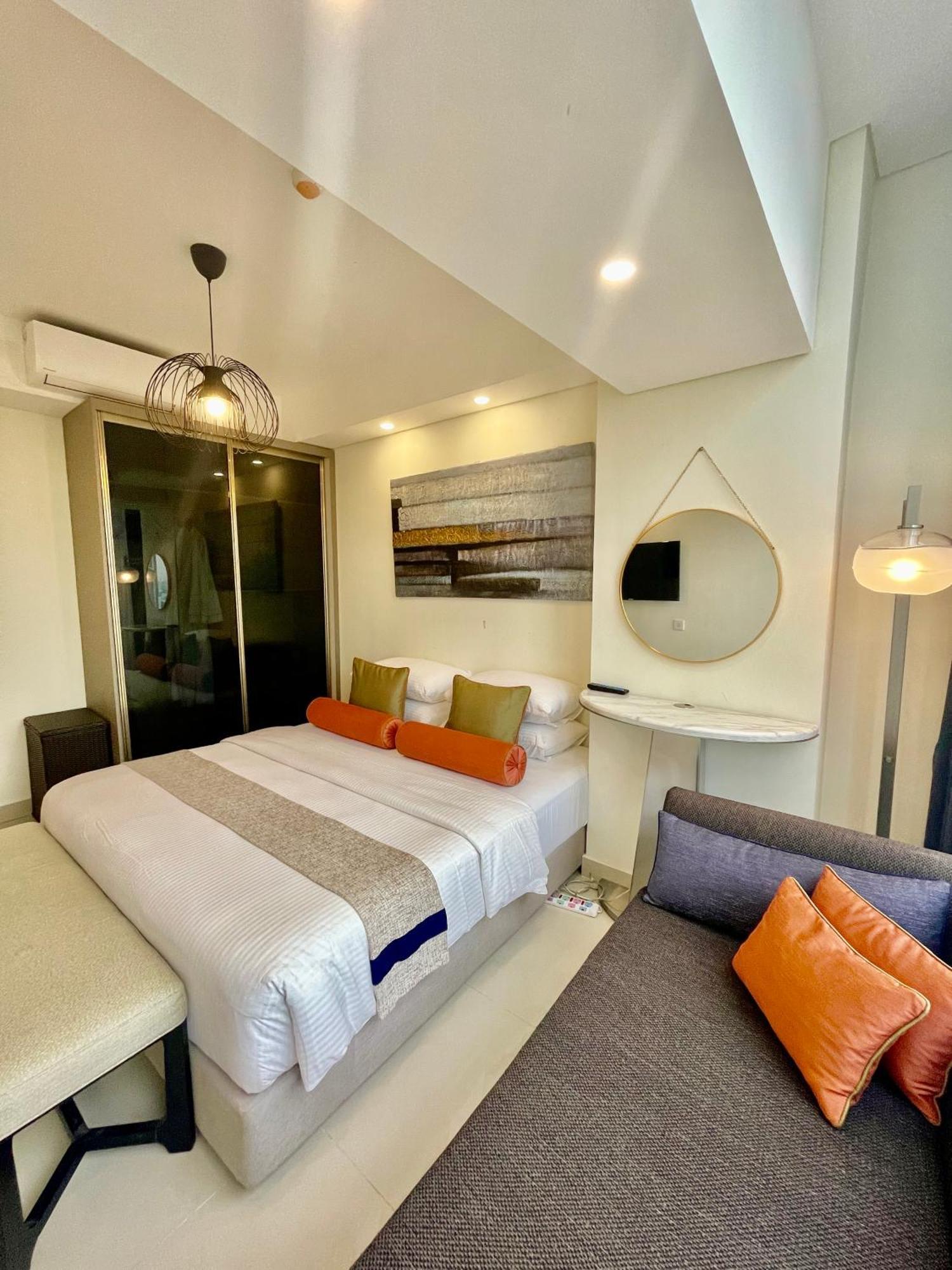 Verdela Pollux Meisterstadt Batam Apartement Exterior photo