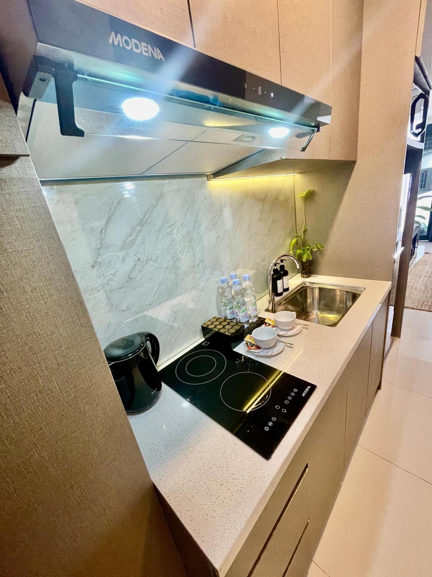 Verdela Pollux Meisterstadt Batam Apartement Exterior photo